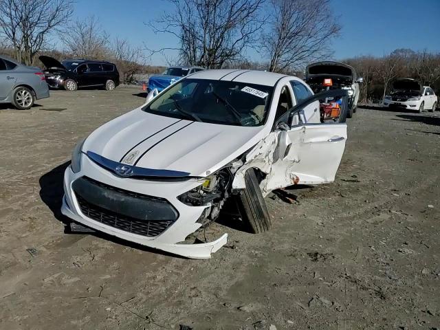 2012 Hyundai Sonata - Image 11