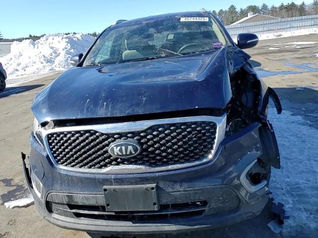 2017 Kia Sorento - Image 11
