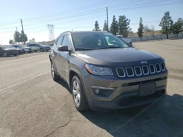 2019 Jeep Compass - Image 10