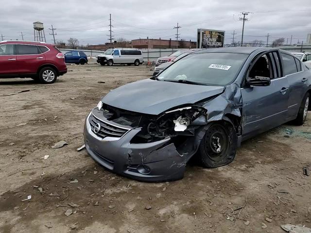 2010 Nissan Altima - Image 11