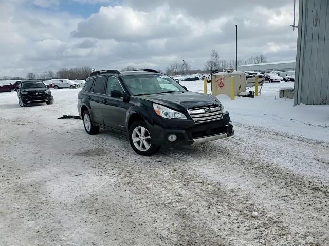 2014 Subaru Outback - Image 14