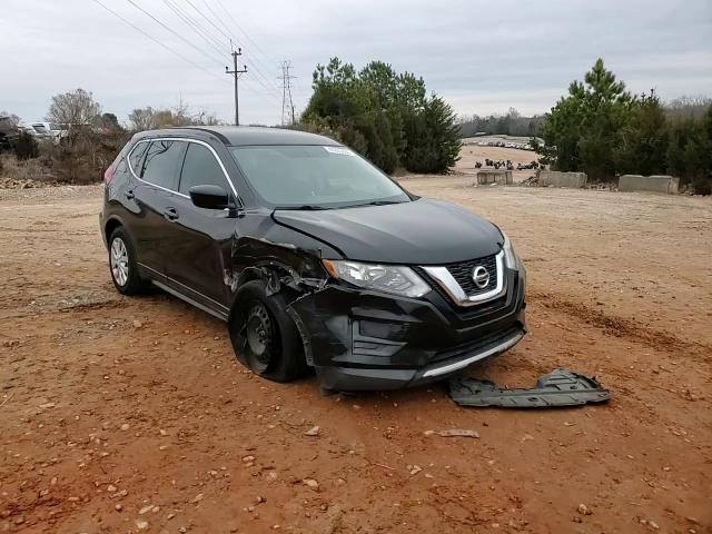 2017 Nissan Rogue - Image 10