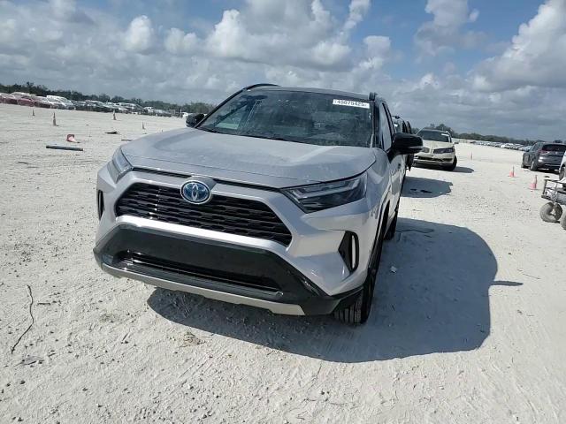 2024 Toyota RAV 4 - Image 12