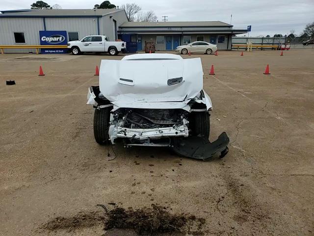 2019 Ford Mustang - Image 11