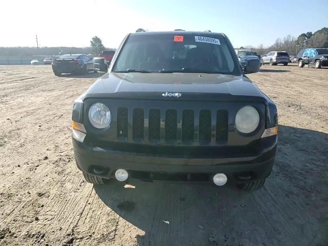 2012 Jeep Liberty (Patriot) - Image 12