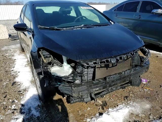 2016 Kia Forte - Image 13