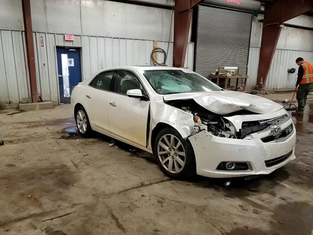 2013 Chevrolet Malibu - Image 10