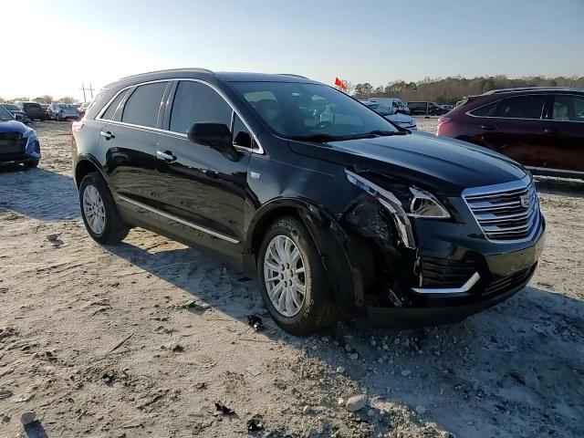 2017 Cadillac XT5 - Image 12