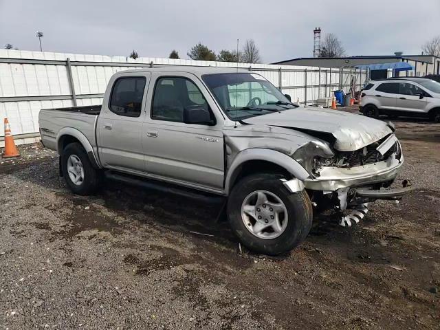 2004 Toyota Tacoma - Image 11