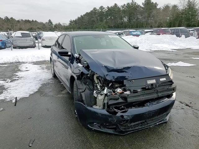 2014 Volkswagen Jetta - Image 11