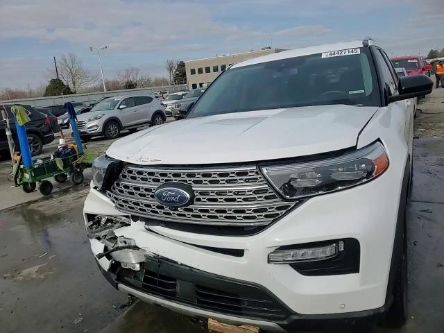 2022 Ford Explorer - Image 14