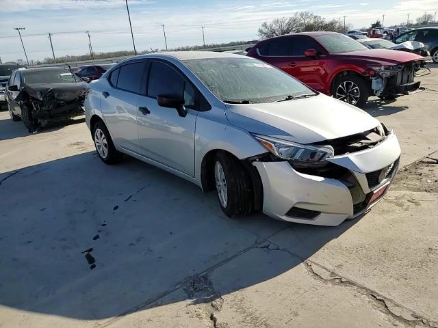 2020 Nissan Versa - Image 11