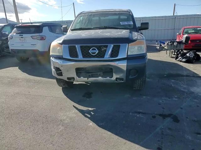 2011 Nissan Titan - Image 11