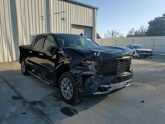 2019 Chevrolet Silverado - Image 10