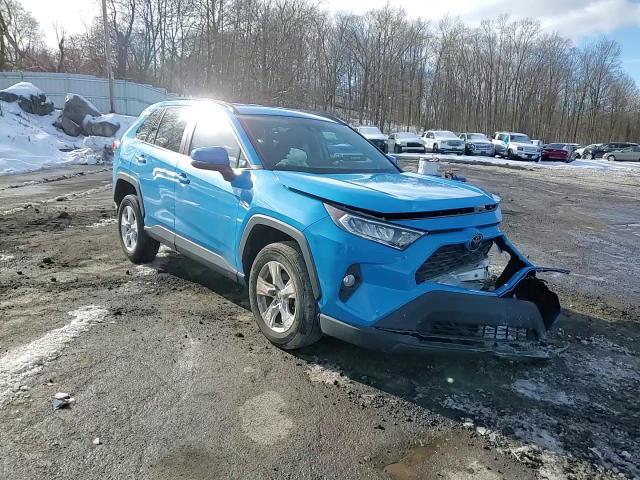 2021 Toyota RAV 4 - Image 12