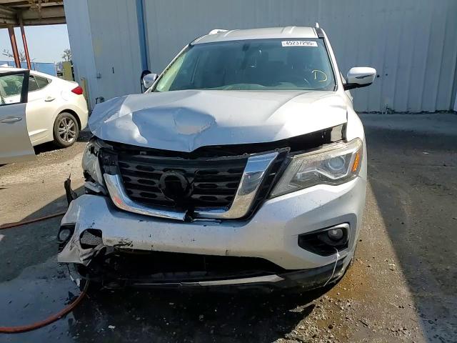 2017 Nissan Pathfinder - Image 14