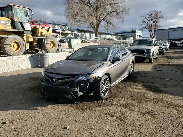 2019 Toyota Camry - Image 14