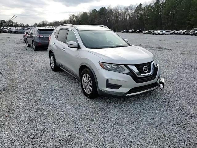 2017 Nissan Rogue - Image 12