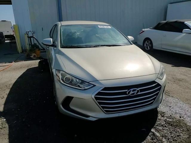 2018 Hyundai Elantra - Image 13