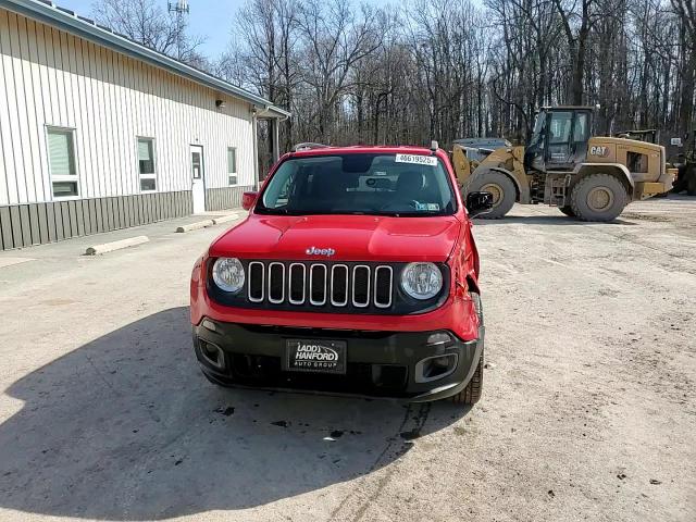 2017 Jeep Renegade - Image 14