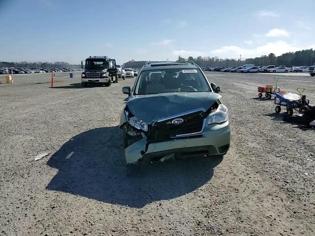 2016 Subaru Forester - Image 11