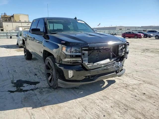 2016 Chevrolet Silverado - Image 11