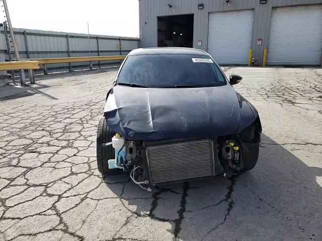 2018 Volkswagen Passat - Image 14