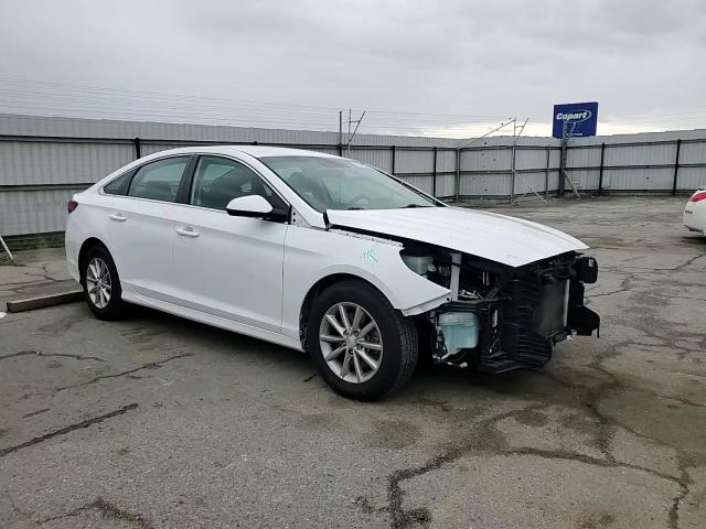 2018 Hyundai Sonata - Image 11