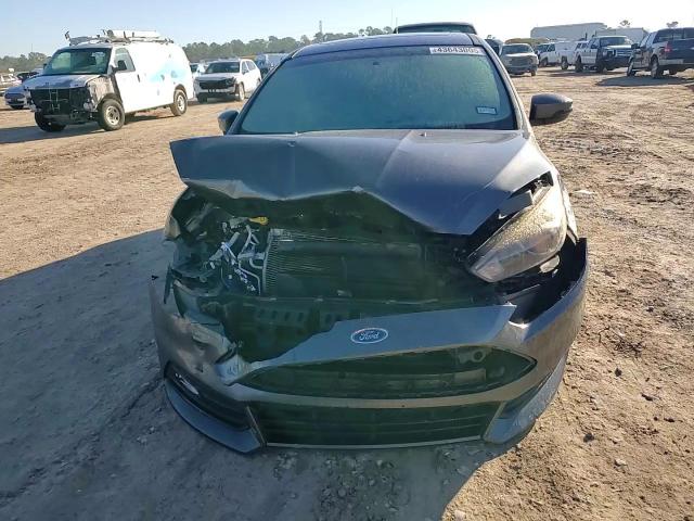 2017 Ford Focus - Image 11