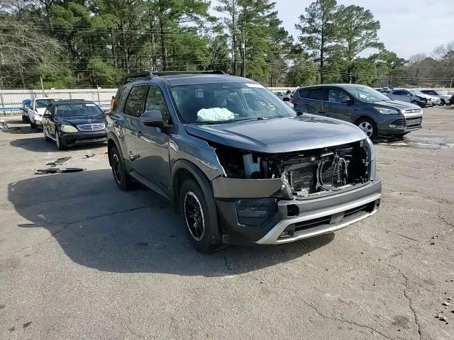 2024 Nissan Pathfinder - Image 15