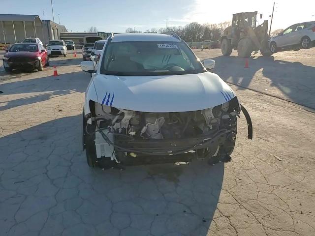 2014 Nissan Rogue - Image 11