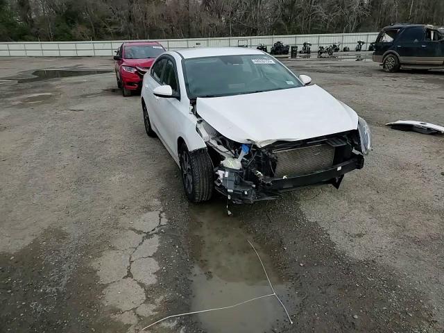 2021 Kia Forte - Image 10