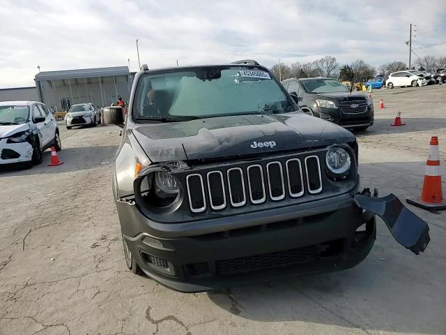 2018 Jeep Renegade - Image 13