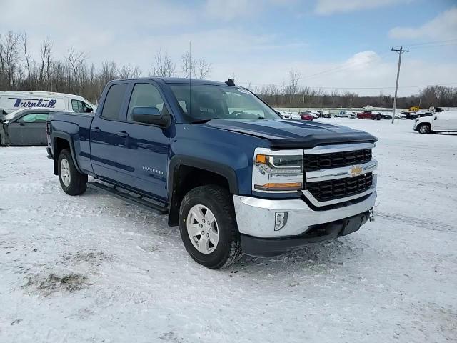 2017 Chevrolet Silverado - Image 13