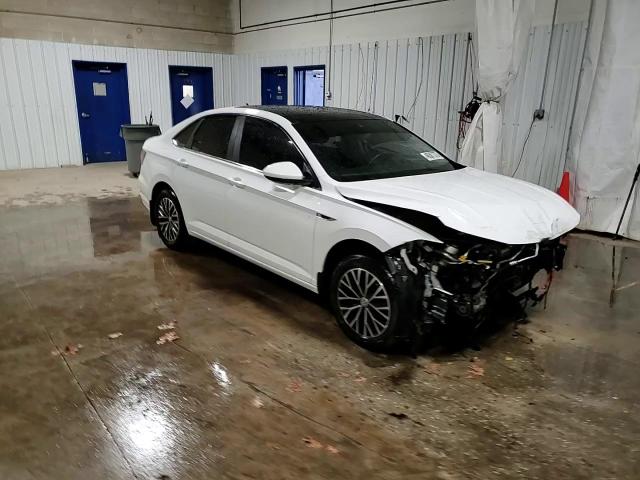 2019 Volkswagen Jetta - Image 14