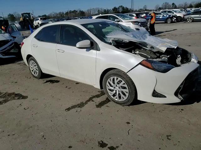 2017 Toyota Corolla - Image 11