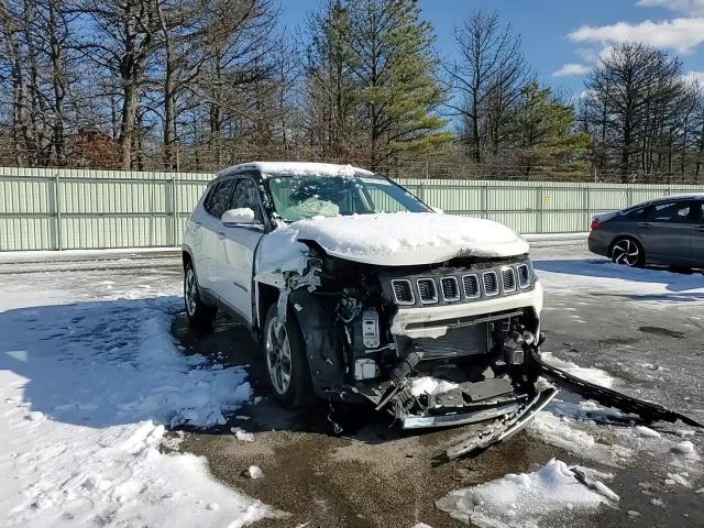 2021 Jeep Compass - Image 12
