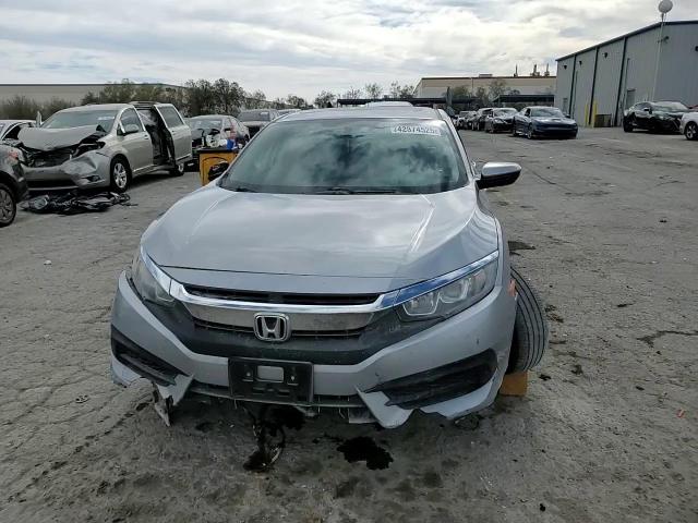 2017 Honda Civic - Image 13