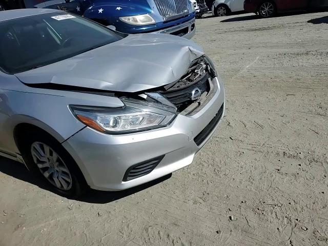 2016 Nissan Altima - Image 11