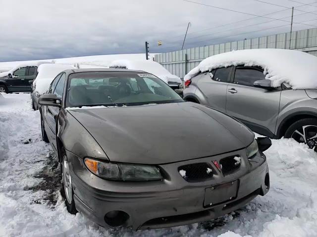 2002 Pontiac Grand Prix - Image 11