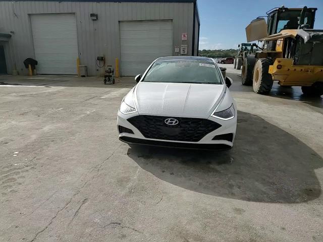 2022 Hyundai Sonata - Image 10