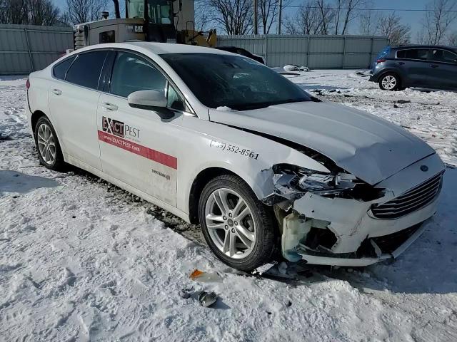 2019 Ford Fusion - Image 11