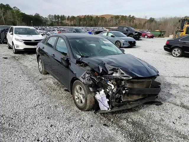 2022 Hyundai Elantra - Image 11