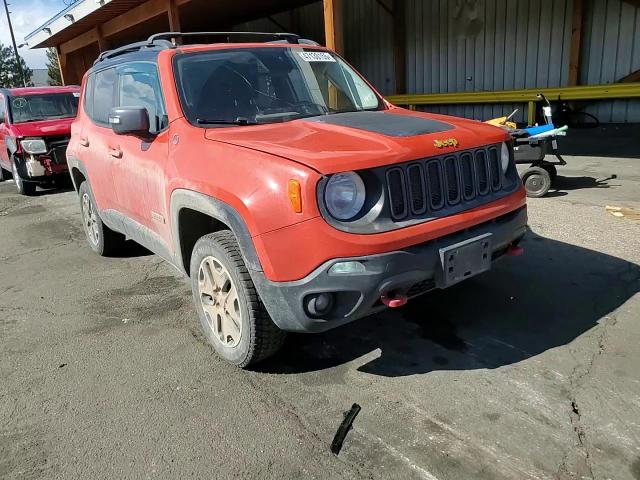 2016 Jeep Renegade - Image 12