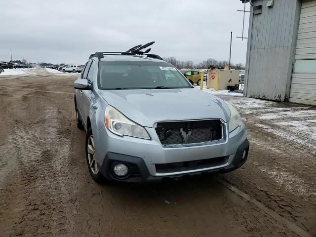 2014 Subaru Outback - Image 14
