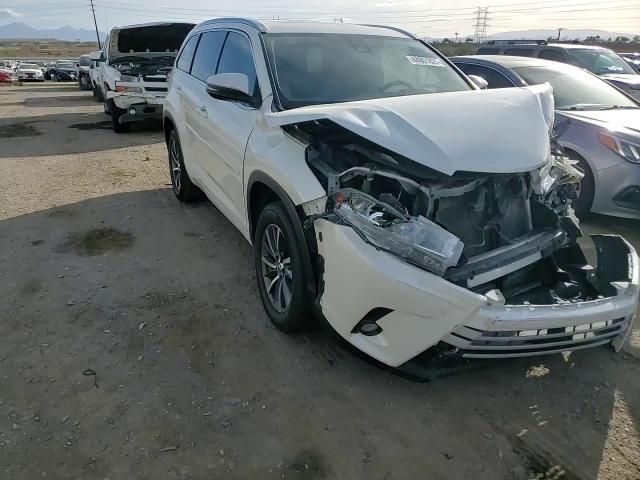2018 Toyota Highlander - Image 12