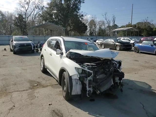 2020 Nissan Rogue - Image 11