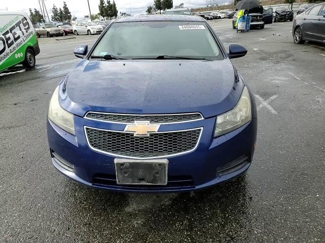 2013 Chevrolet Cruze - Image 11