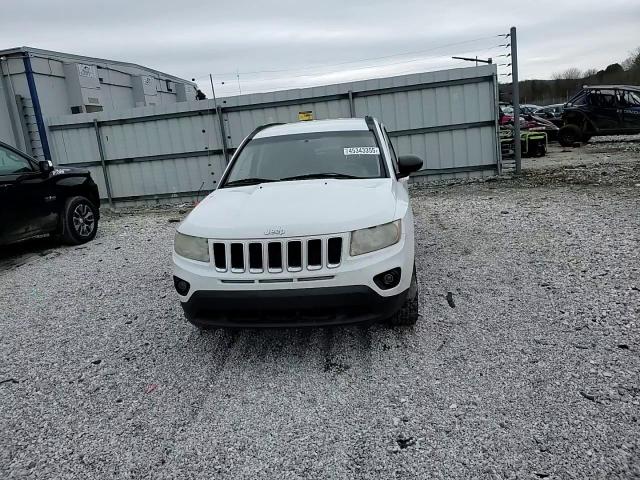 2012 Jeep Compass - Image 12