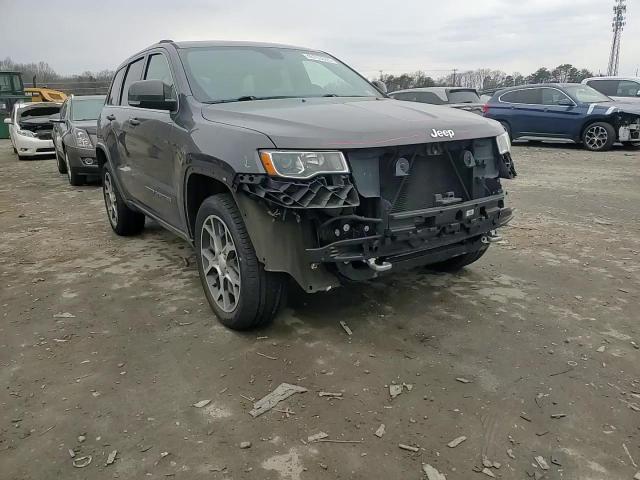 2018 Jeep Grand Cherokee - Image 11